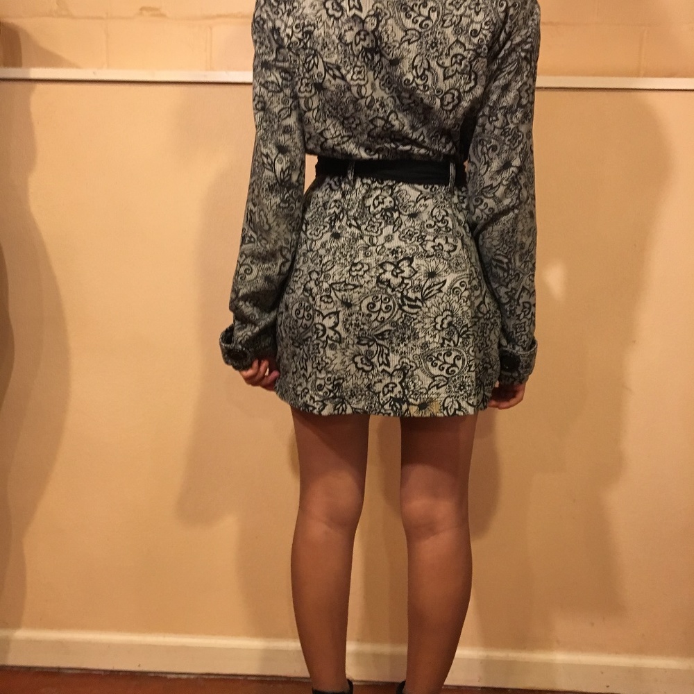 Lightweight jacket. - Picture 4 of 8